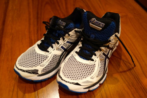 ASICSランニングシューズ